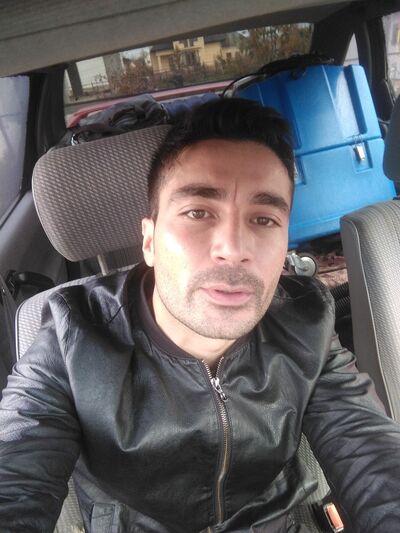  ,   Andrew, 37 ,   ,   , c 