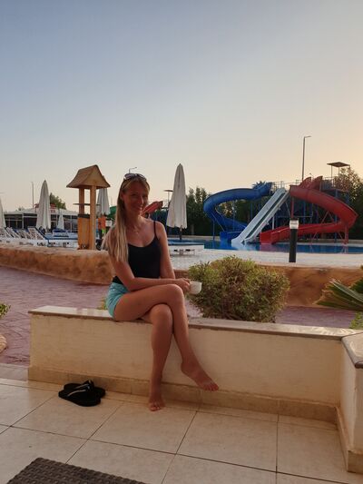  Azor,   Ekaterina, 37 ,   ,   