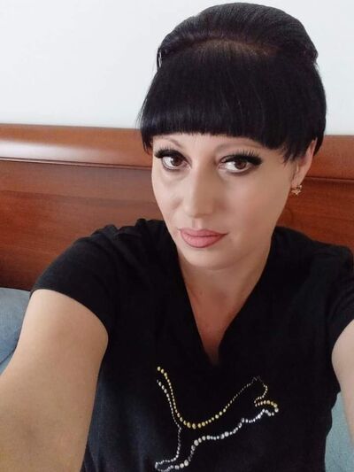  ,   Eugenia, 27 ,   ,   