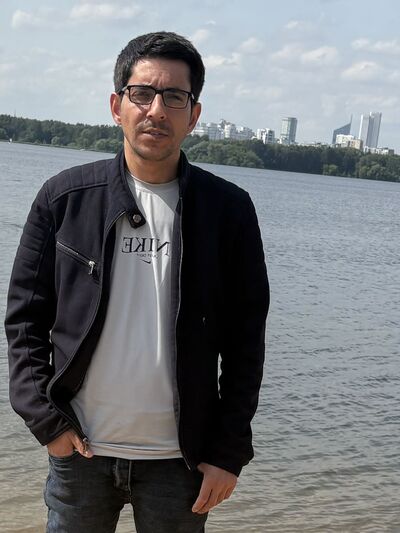  ,   Salih, 25 ,   ,   , c , 