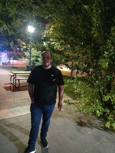  ,   Tarik, 40 ,   ,   