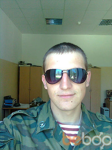  -,   Micha, 37 ,   