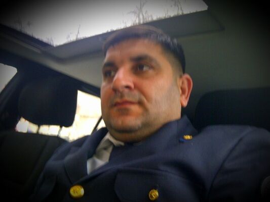  ,   ELNUR, 42 ,   