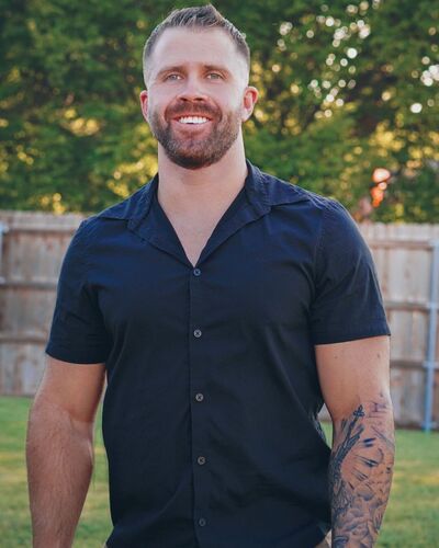  Edmundston,   Tyler, 42 ,   ,   