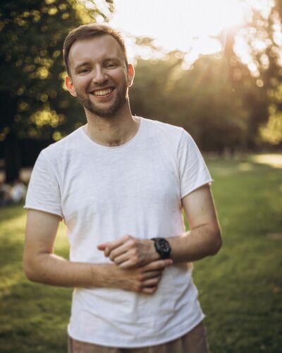  ,   Viktor, 34 ,   ,   , c , 