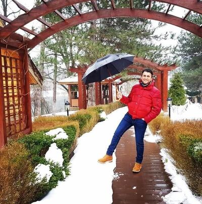  ,   Alberto, 37 ,   ,   