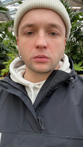  Biddeford,   Jenia, 31 ,   ,   