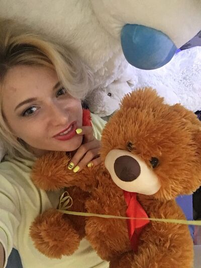  ,   Ksenia, 28 ,   ,   