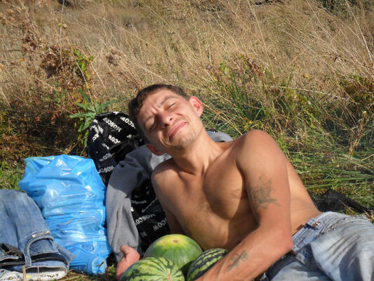  ,   Aleksandr, 48 ,   ,   , c 