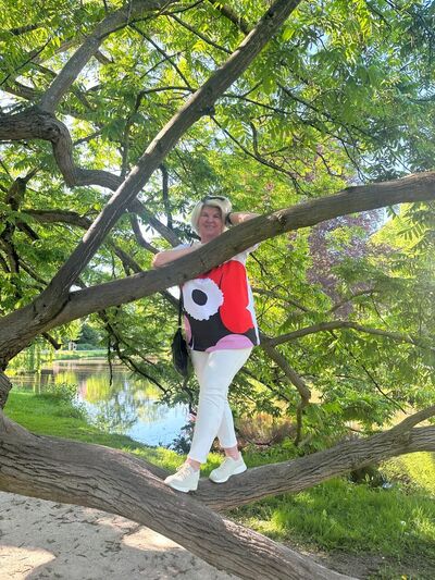  Celle,   Halyna, 55 ,     , c 