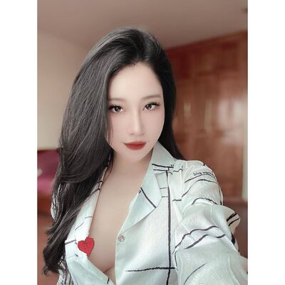  ,   Sophia, 25 ,   ,   