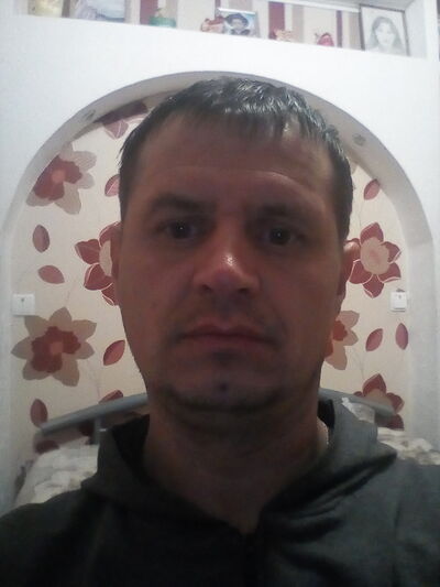  ,   Vova, 49 ,   