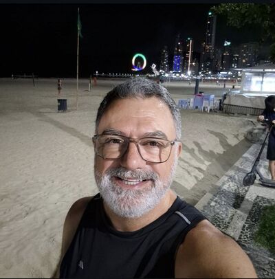  ,   Leon, 54 ,   ,   , c 