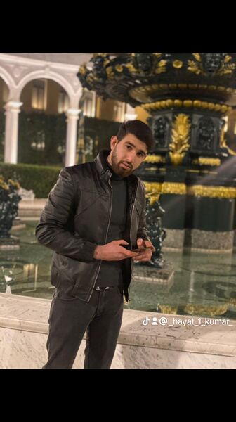  ,   Rahil, 33 ,   ,   