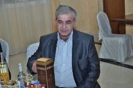  ,   Gagik, 65 ,   