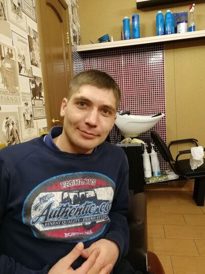  ,   Artur, 38 ,   