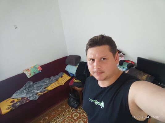  ,   Viktor, 30 ,   ,   