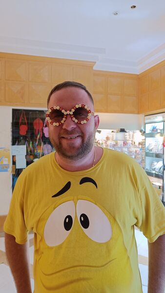  ,   Vladimir, 41 ,   ,   
