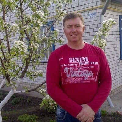  ,   Vasya, 54 ,   