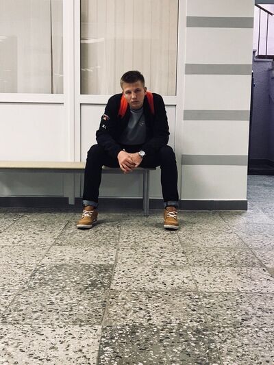  ,   Maxim, 24 ,   ,   , c 