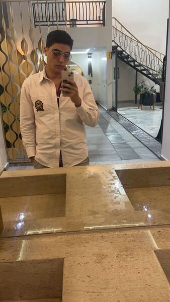  ,   Noah, 21 ,   ,   