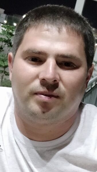  ,   Ali, 38 ,  