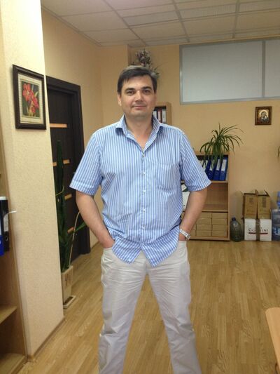  ,   Andrik, 45 ,  