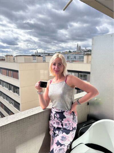  Charenton-le-Pont,   Sofia, 47 ,   c 