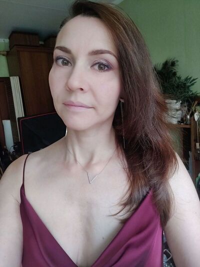  ,   Anna, 46 ,   c 