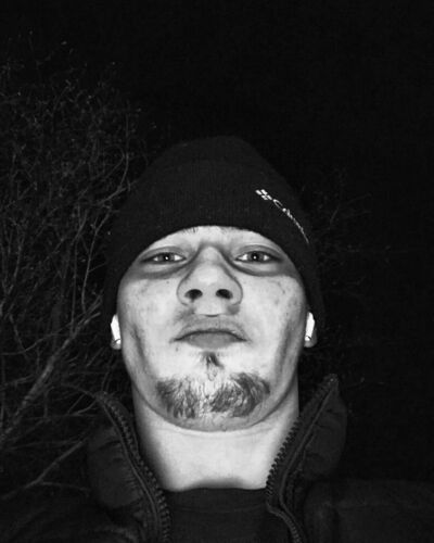  ,   Vladislav, 21 ,   ,   