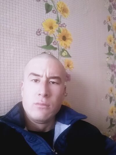  ,   Muslim, 31 ,  
