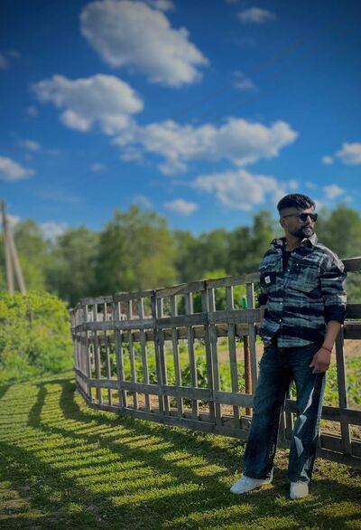  ,   Yogi, 25 ,   ,   