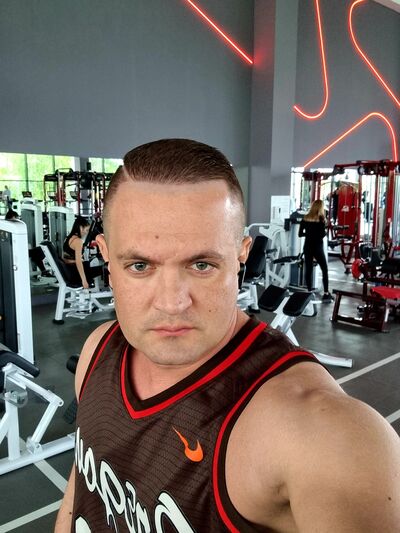 ,   Igor, 40 ,   ,   