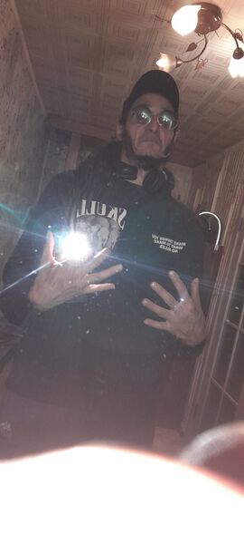  ,   Radik, 35 ,   ,   