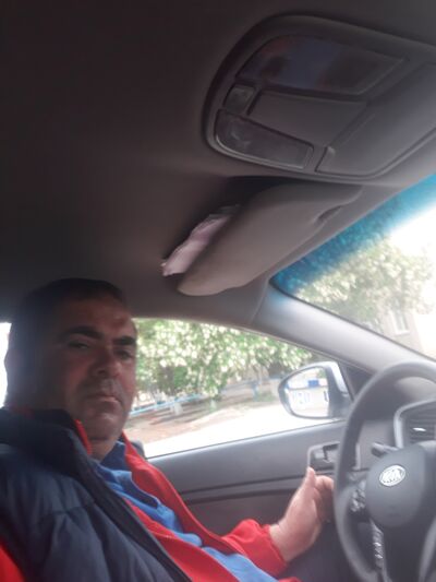  ,   Nurik, 52 ,   ,   