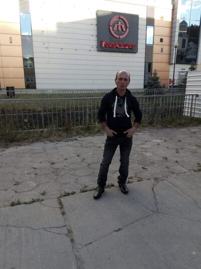  ,   Goga, 46 ,   