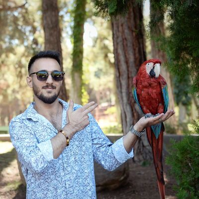  ,   Sami, 25 ,   ,   