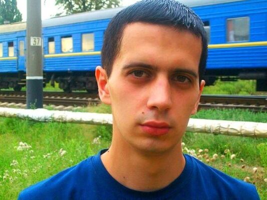 ,   Alex, 37 ,  