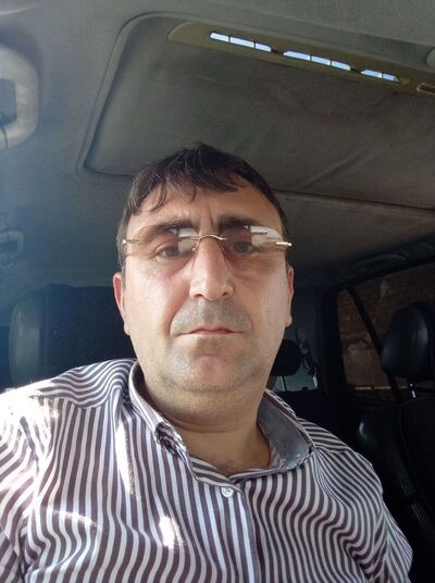   ,   Artur, 41 ,   ,   , c , 