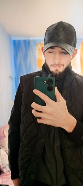  ,   Ali, 25 ,   ,   