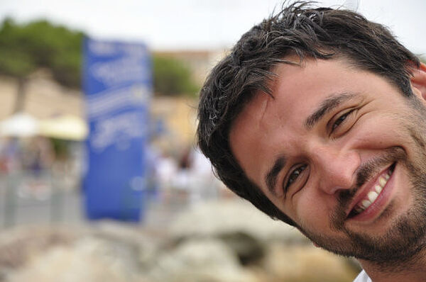  ,   Maxim, 38 ,   ,   , c 