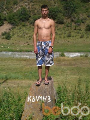  -,   Stanislav, 32 ,  