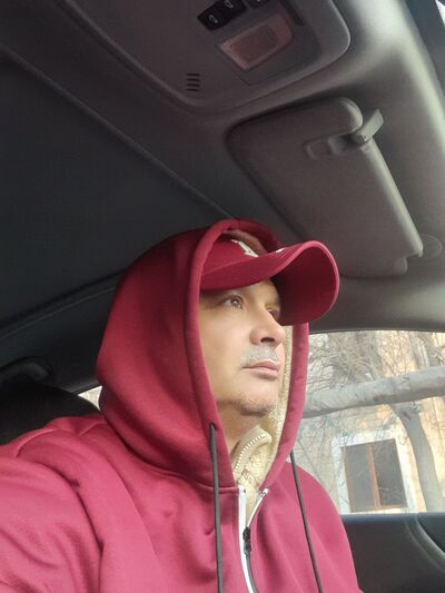  ,   Erik, 45 ,   , 