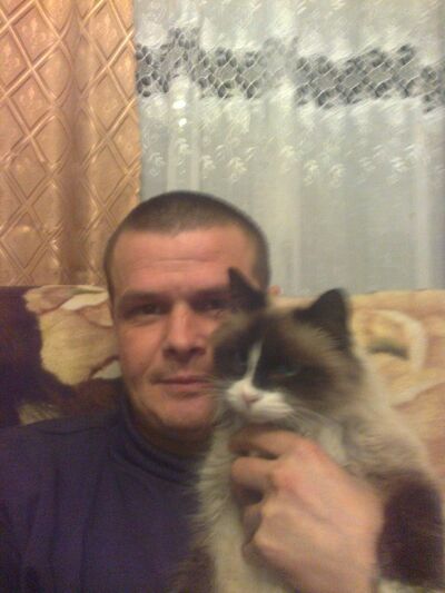  ,   Vanja, 44 ,   