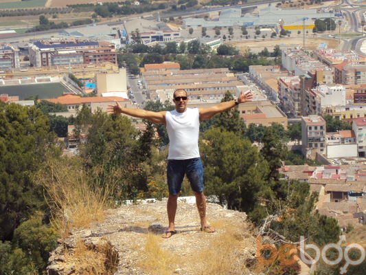  ,   Viktor, 54 ,   