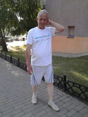  8354683  Gena, 68 ,    