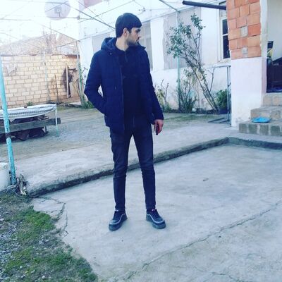 ,   Afi, 32 ,   ,   , c 