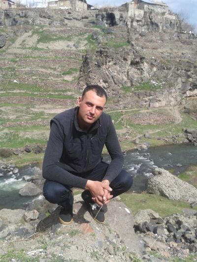  ,   Vardan, 35 ,   