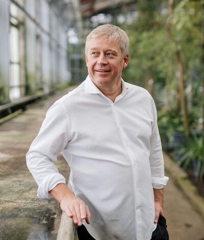  Palais-Bourbon,   Alex, 56 ,   ,   