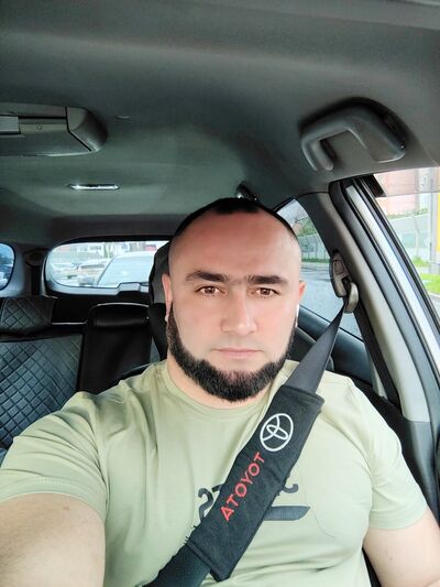  ,   U K, 38 ,   ,   , c 